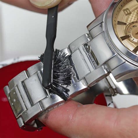 professional watch polishing